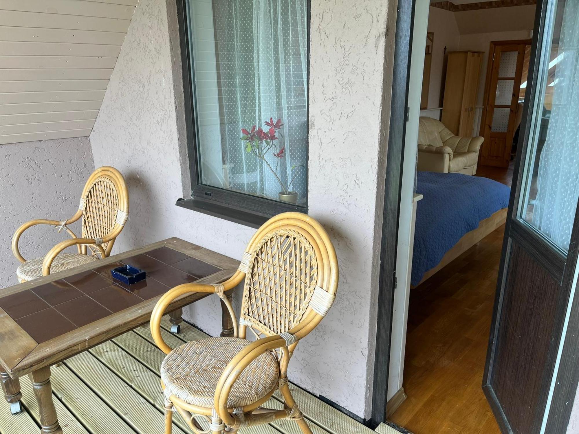 Family House Apartments Salacgrīva エクステリア 写真
