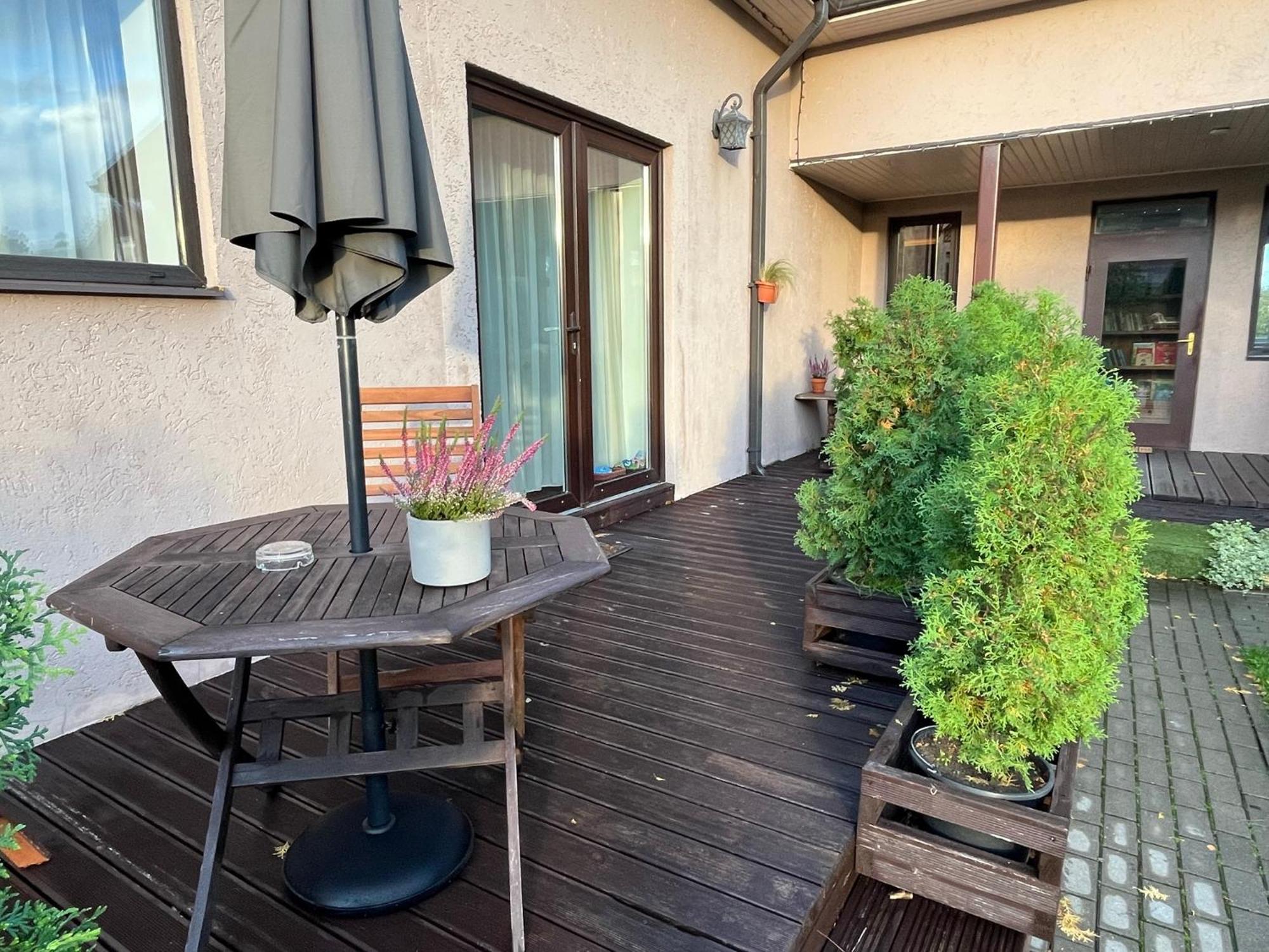 Family House Apartments Salacgrīva エクステリア 写真