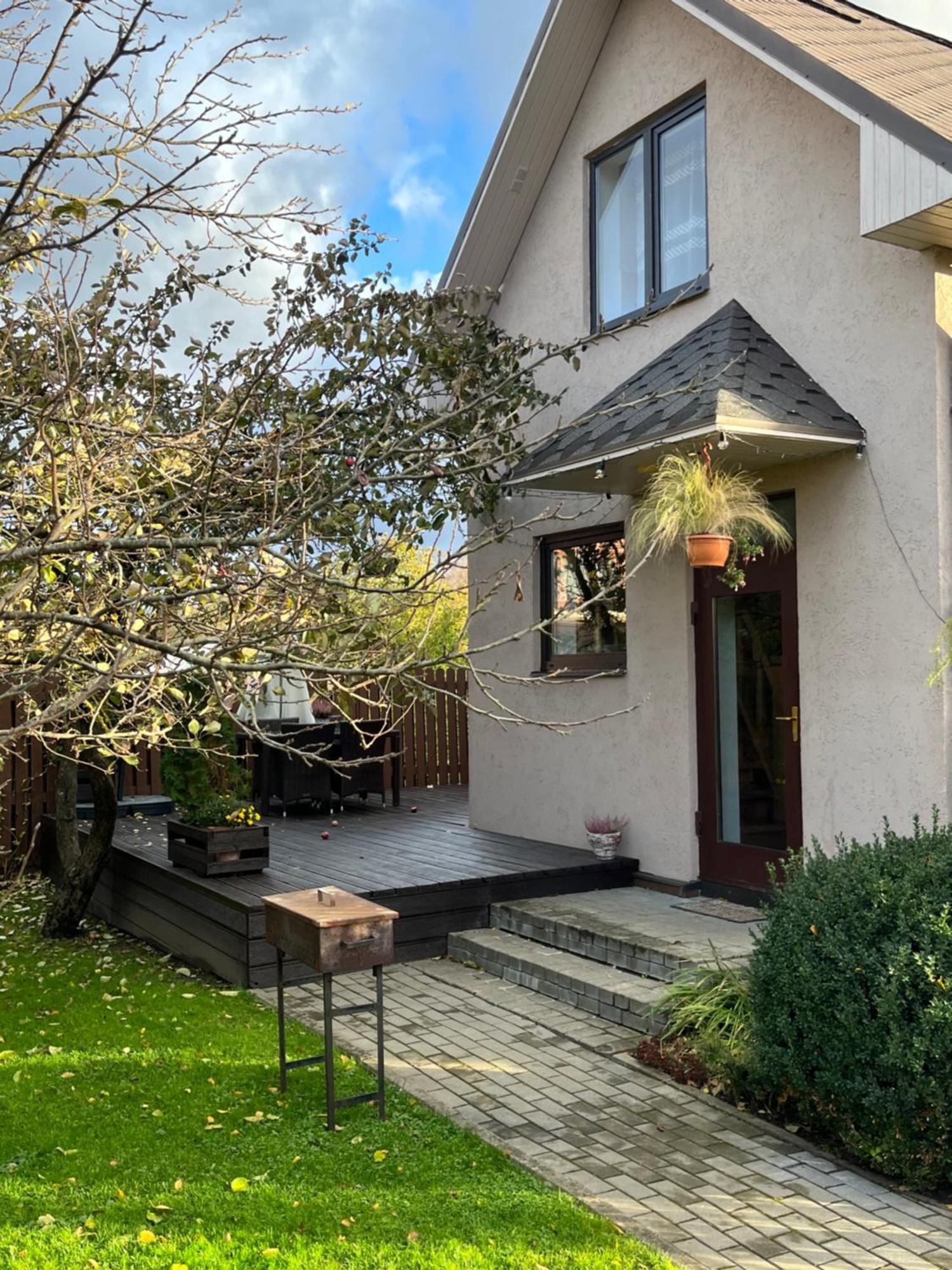 Family House Apartments Salacgrīva エクステリア 写真